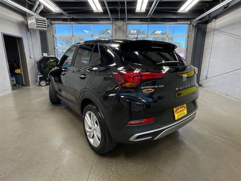 Used 2024 Buick Encore GX Preferred image 3