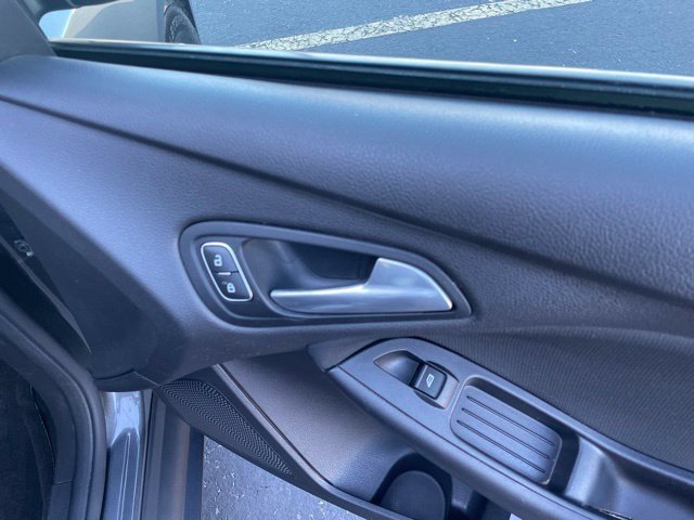 Used 2018 Ford Focus SE w/ Interior Protection Package FWD image 40