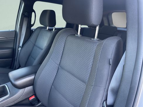 Used 2021 Jeep Grand Cherokee Laredo image 14