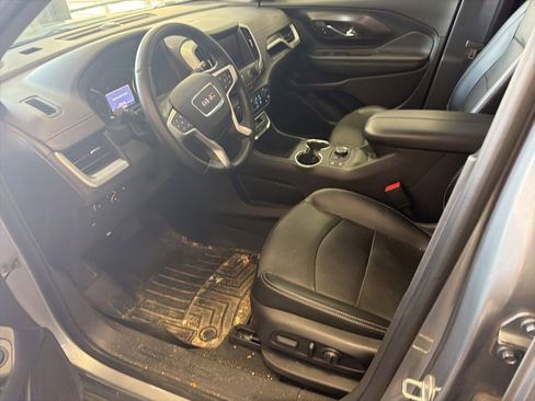 Used 2023 GMC Terrain SLT w/ Elevation Edition AWD/4WD image 2