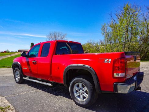 Used 2010 GMC Sierra 1500 SLE w/ Power Pack Plus AWD/4WD image 7