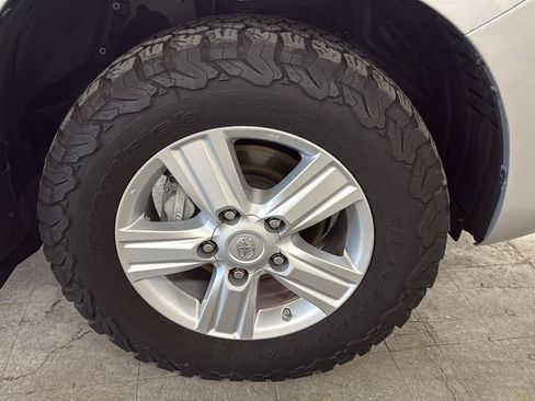 Used 2013 Toyota Land Cruiser AWD/4WD image 65