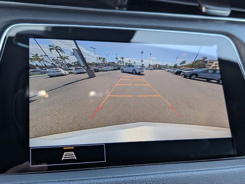 Used 2021 Cadillac XT4 Luxury w/ Cold Weather Package image 6