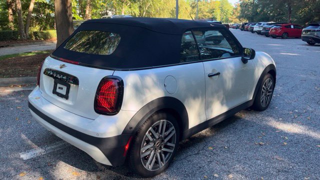 Used 2025 MINI Cooper S FWD image 10