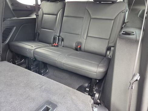 Used 2025 Chevrolet Tahoe LT image 12