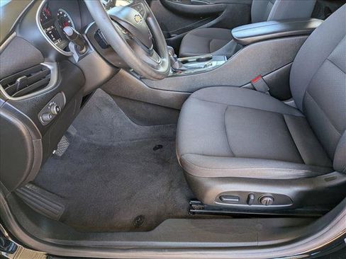 Used 2024 Chevrolet Malibu LT FWD image 15