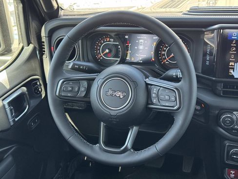 New 2026 Jeep Gladiator Rubicon w/ Steel Power Dome Hood Package image 7