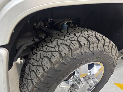 Used 2019 GMC Sierra 3500 Denali w/ Duramax Plus Package AWD/4WD image 40