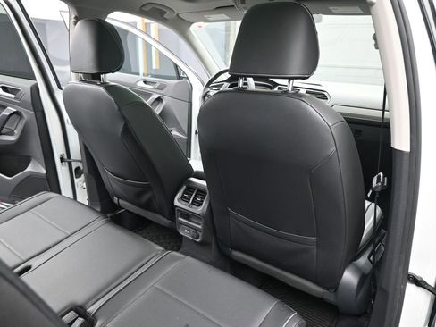 Used 2021 Volkswagen Tiguan SEL image 29