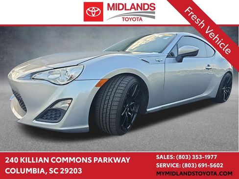 Used 2016 Scion FR-S RWD image 1