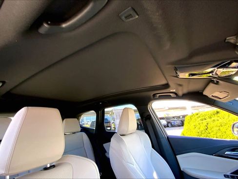 Used 2024 BMW X1 xDrive28i w/ Premium Package image 13