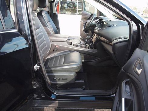 Used 2017 Ford Escape Titanium image 6