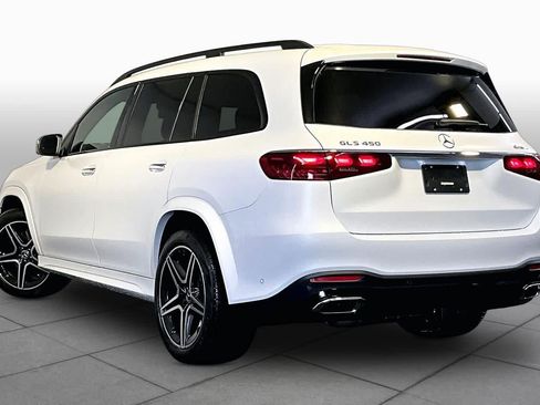 New 2026 Mercedes-Benz GLS 450 4MATIC image 3