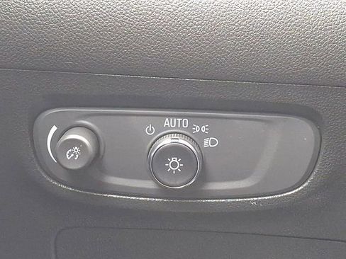 Used 2025 Buick Encore GX Sport Touring w/ Comfort Package image 27