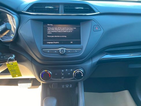 Used 2021 Chevrolet TrailBlazer LS image 15