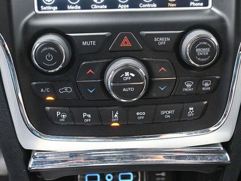 Used 2018 Jeep Grand Cherokee Summit AWD/4WD image 24