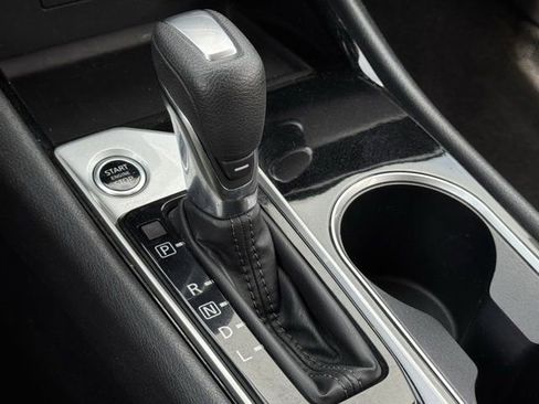 Used 2024 Nissan Altima 2.5 SV image 21