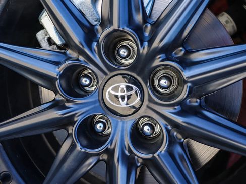 Used 2022 Toyota GR86 Premium image 15