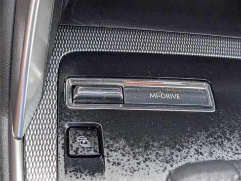 Used 2024 MAZDA CX-90 Plug-In Hybrid w/ Preferred AWD/4WD image 29