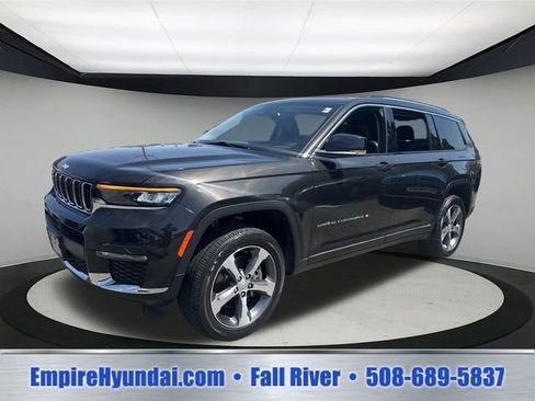 Used 2023 Jeep Grand Cherokee L Limited w/ Trailer Tow Group (B) AWD/4WD image 1