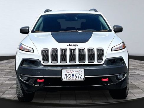 Certified 2016 Jeep Cherokee Trailhawk w/ Leather Interior Group AWD/4WD image 27
