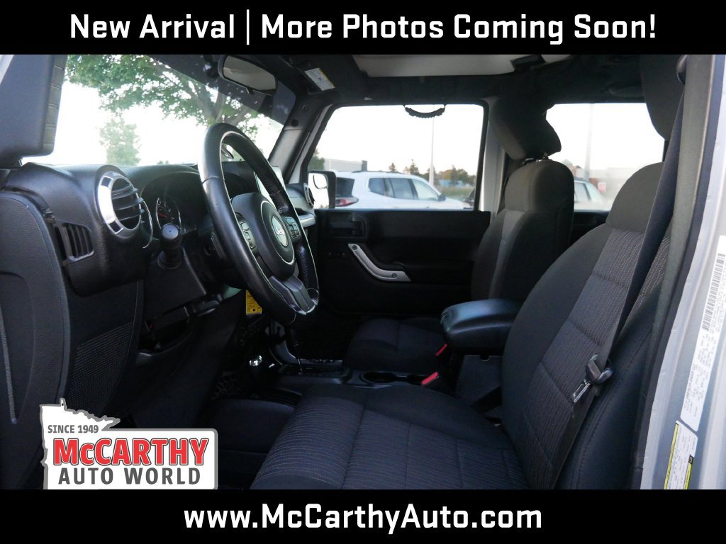 Used 2011 Jeep Wrangler Unlimited Sahara w/ Trailer Tow Group AWD/4WD image 9