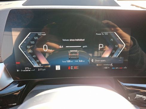 Used 2025 BMW X1 xDrive28i w/ Technology Package image 11