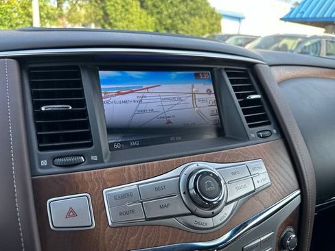 Used 2016 INFINITI QX80 Limited w/ All Season Package AWD/4WD image 18
