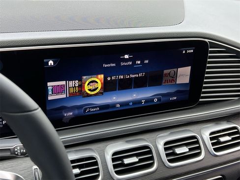 Used 2025 Mercedes-Benz GLE 350 4MATIC image 16