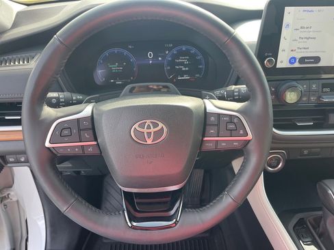 Used 2024 Toyota Grand Highlander Platinum image 7