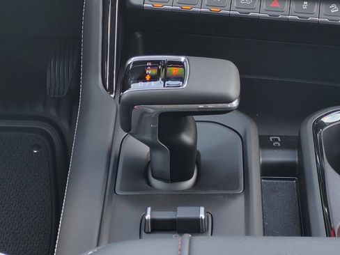 New 2026 GMC Sierra 1500 AT4X AWD/4WD image 16