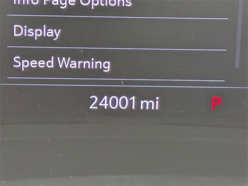 Used 2023 Buick Envision Essence image 17