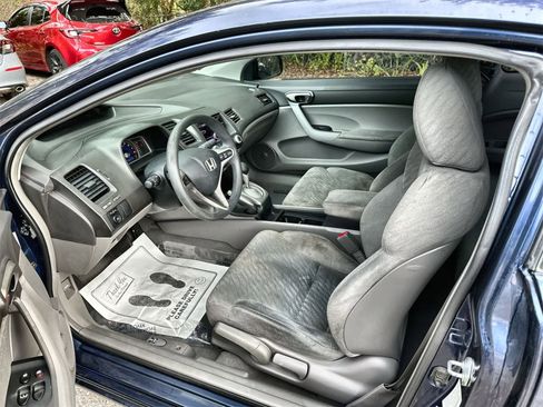 Used 2009 Honda Civic LX image 2