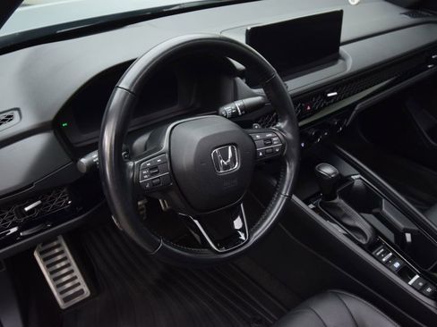 Used 2023 Honda Accord Sport image 15