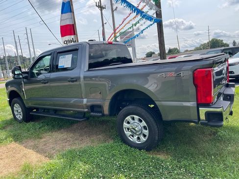 Used 2024 Ford F250 XLT w/ Snow Plow Prep Package AWD/4WD image 4