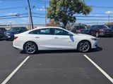 Used 2024 Chevrolet Malibu LT image 6