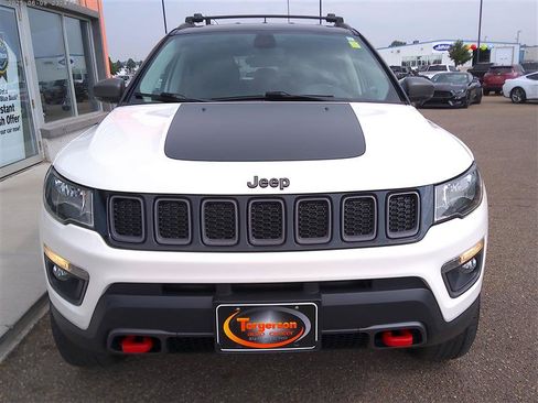 Used 2018 Jeep Compass Trailhawk w/ Leather Interior Group AWD/4WD image 20