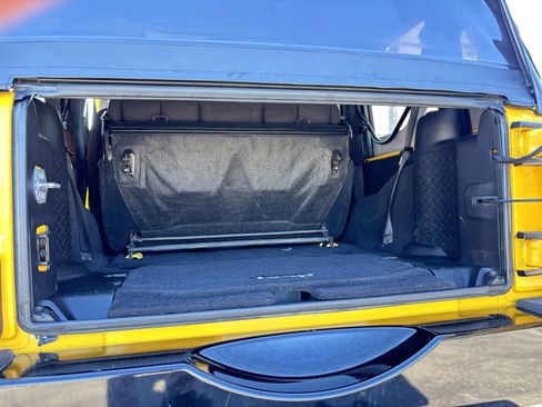 Used 2015 Jeep Wrangler Sport image 20