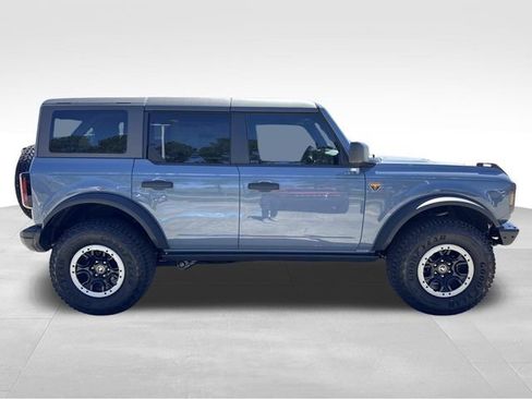 New 2025 Ford Bronco Badlands w/ Sasquatch Package AWD/4WD image 10