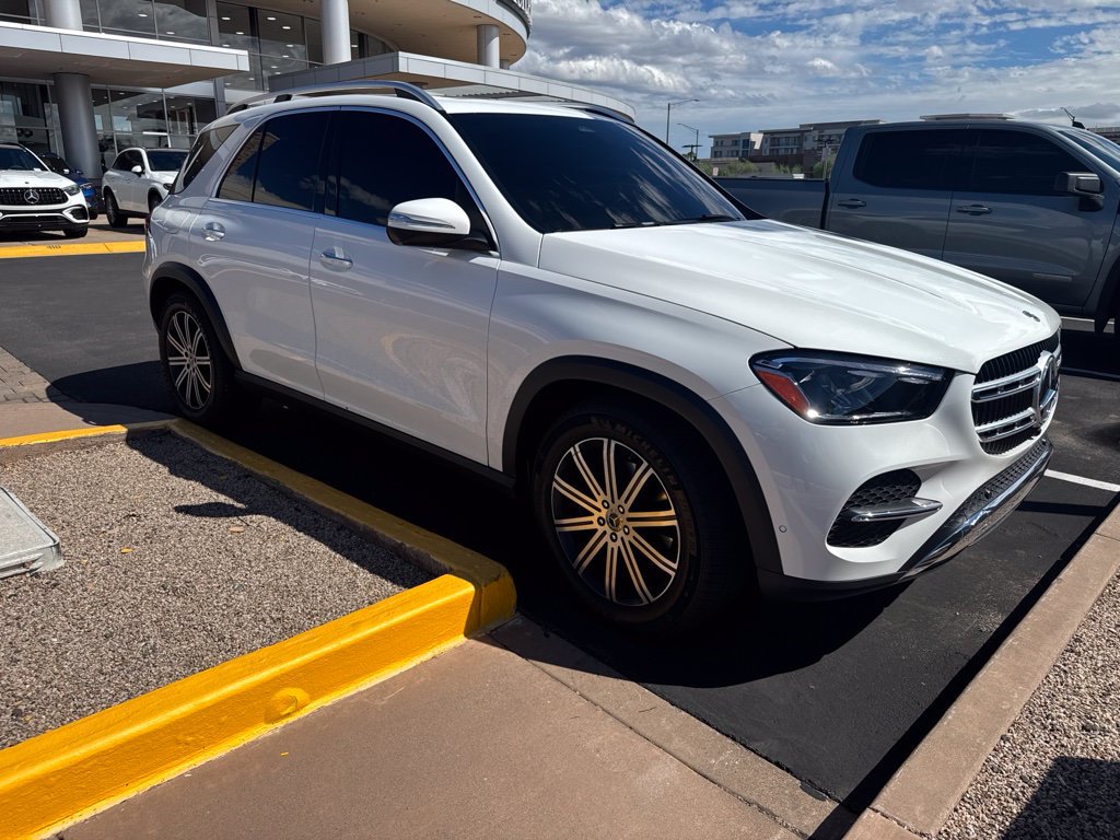 Used 2026 Mercedes-Benz GLE 350 4MATIC image 3