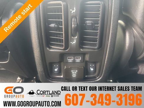 Used 2022 Dodge Durango R/T w/ Blacktop Package AWD/4WD image 21