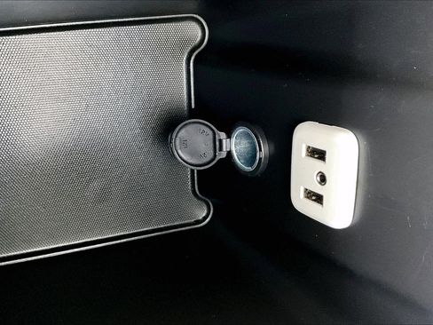 Used 2017 Buick Envision Preferred w/ LPO, Cargo Package image 17