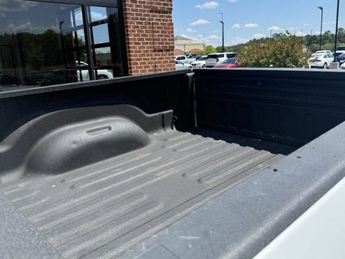Used 2024 RAM 2500 Big Horn AWD/4WD image 13