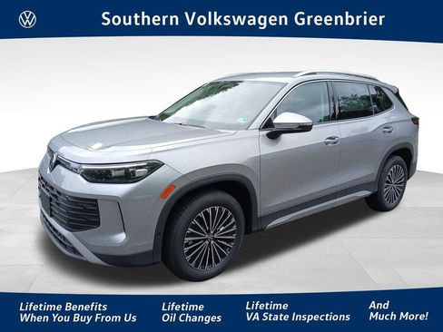 New 2025 Volkswagen Tiguan S image 1