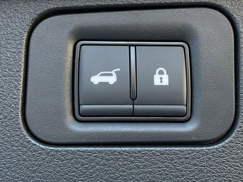 New 2026 Nissan Armada Platinum image 21