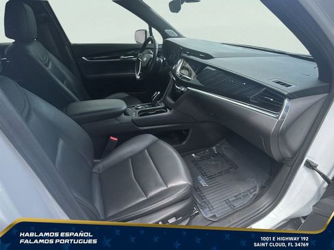 Certified 2023 Cadillac XT6 Premium Luxury w/ Technology Package FWD image 30