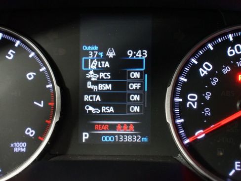 Used 2020 Toyota RAV4 XLE image 16