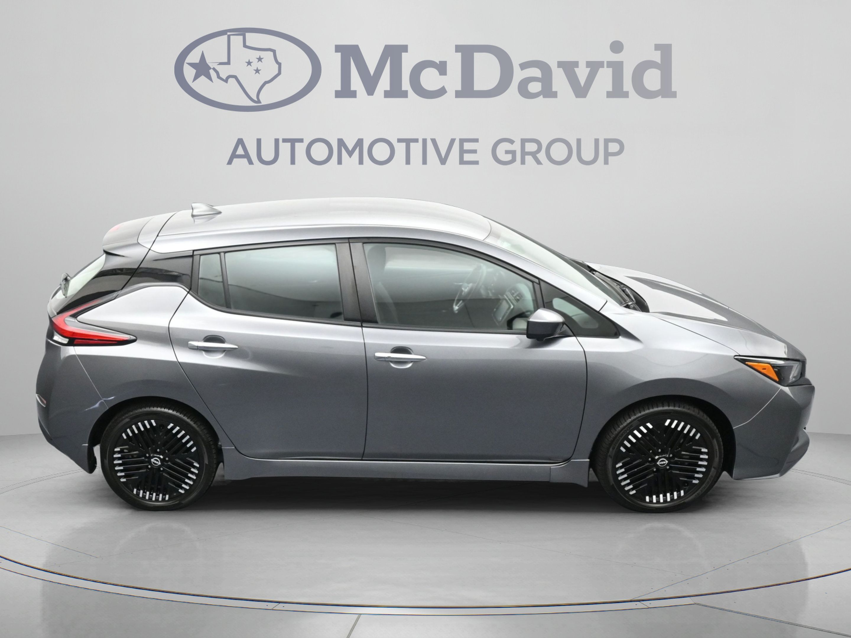 Used 2025 Nissan Leaf SV Plus FWD image 39