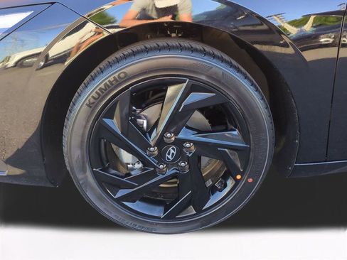 New 2026 Hyundai Elantra Sport FWD image 11