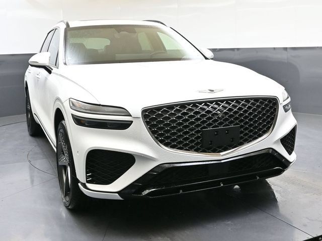 Used 2024 Genesis GV70 3.5T Sport w/ Sport Advanced Package AWD/4WD image 8